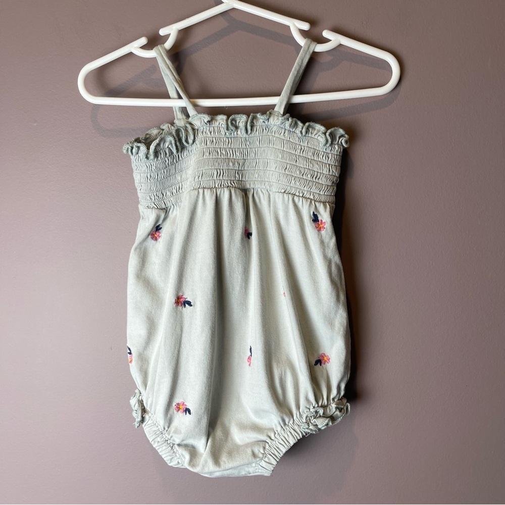Nordstrom Baby Smocked Romper Embroidered Floral 6M - Picture 7 of 8